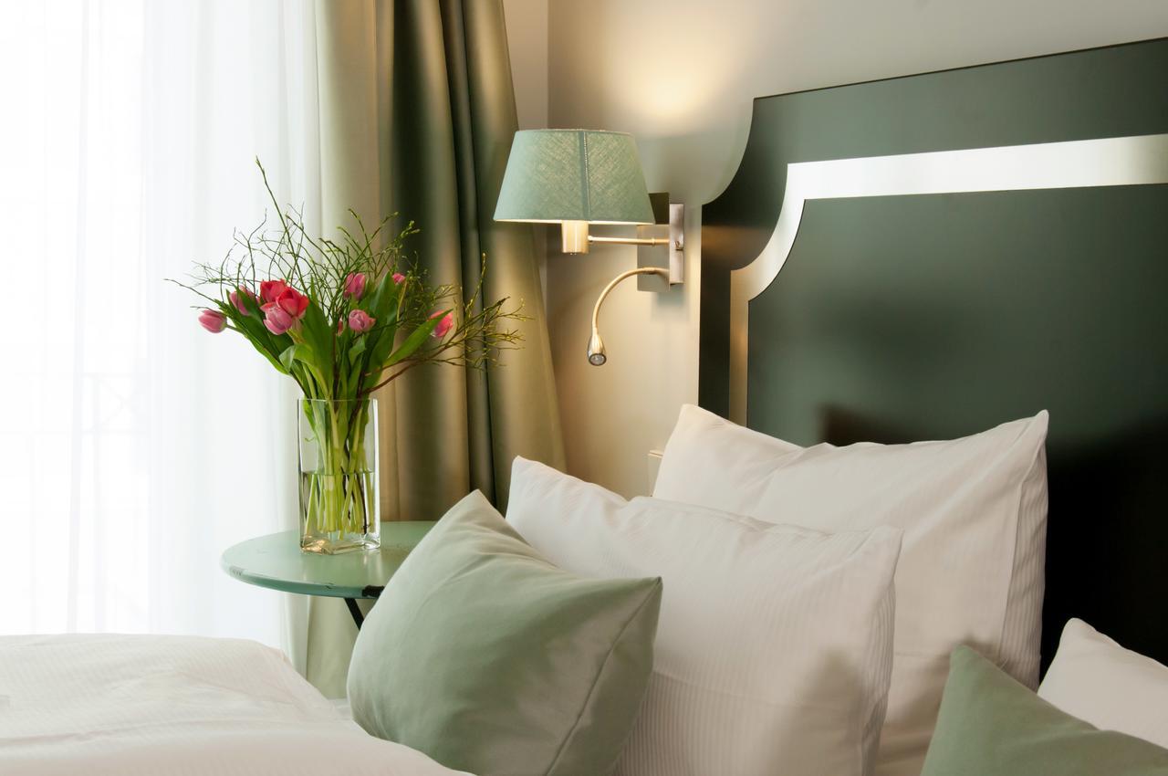 Hotel Im Hof Мюнхен Экстерьер фото
