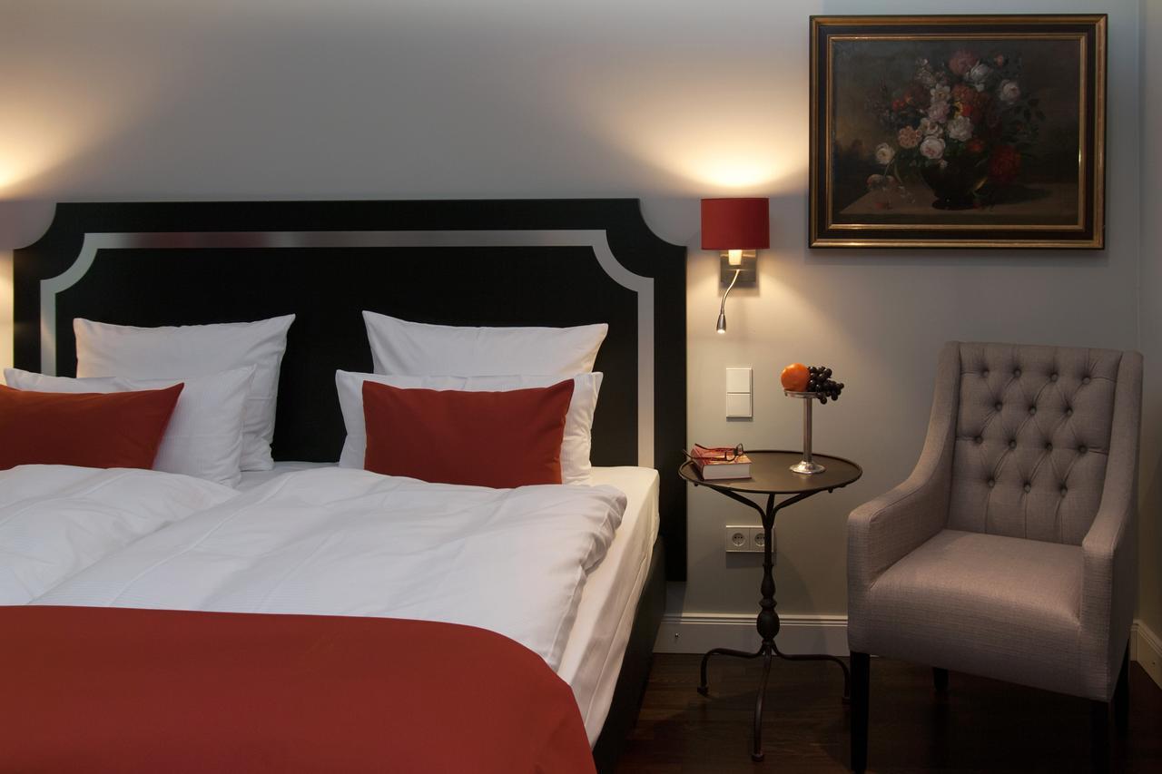 Hotel Im Hof Мюнхен Экстерьер фото